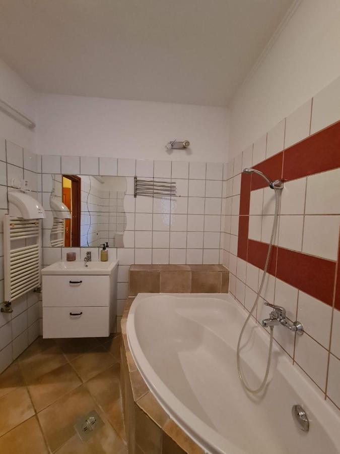 Palantir Panzio Bed & Breakfast Miskolc Dış mekan fotoğraf