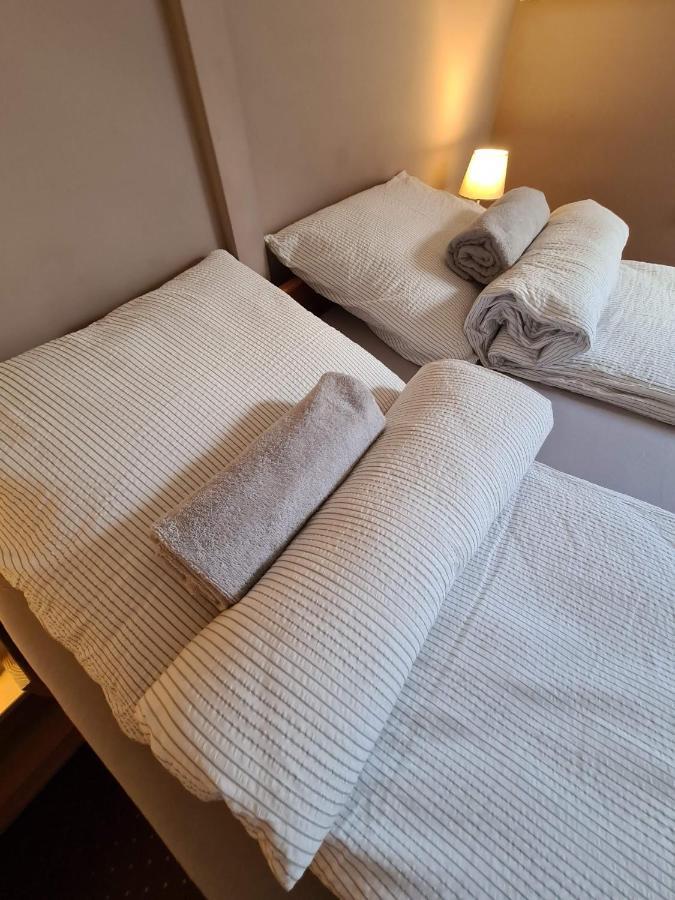 Palantir Panzio Bed & Breakfast Miskolc Dış mekan fotoğraf